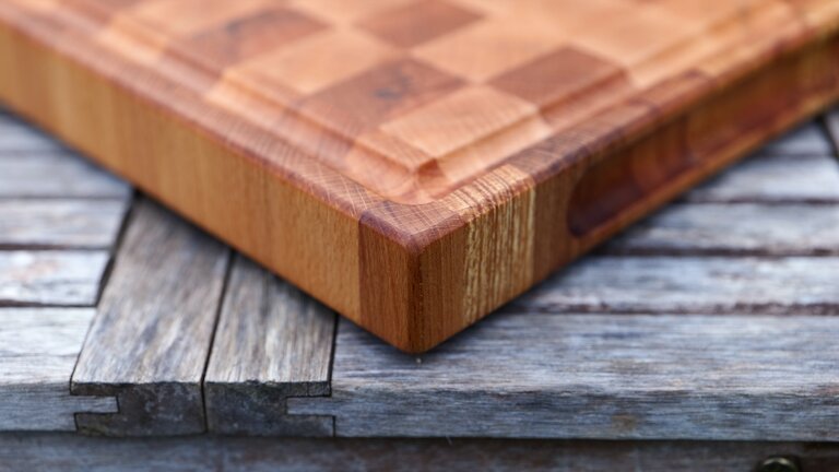 Konfigurierbares Stirnholz-Schneidebrett – Buche