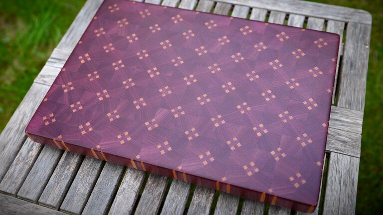Exklusives Stirnholz-Schneidebrett – Quad Diamond